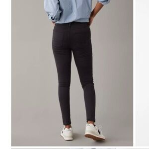 American Eagle Hi-Rise Jegging Black NWT